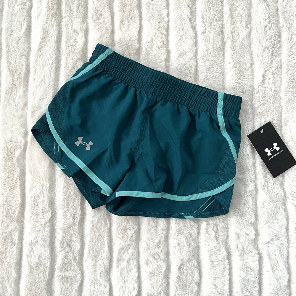 NWT Girls Under Armour Fly By Shorts (Green) XS